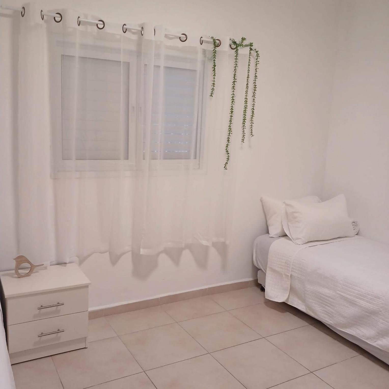 בין העצים Apartment Petach Tikva Екстериор снимка